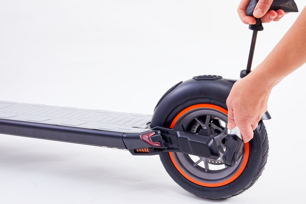 Tire / Inner Tube Replacement for E-Scooters - Online Service