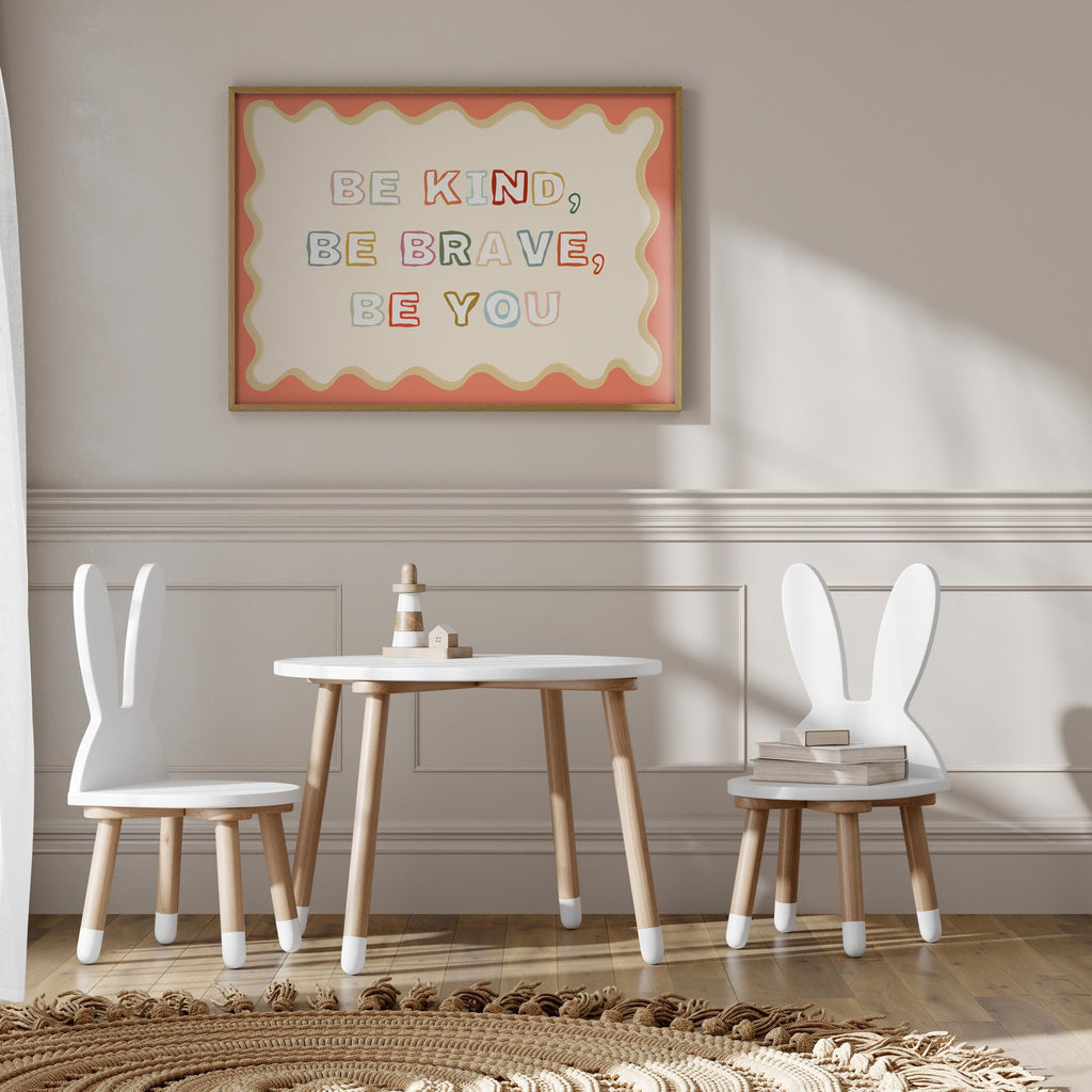 Poster Kinderzimmer · Be Kind, Be Brave, Be You · Bunter Spruch in Regenbogenfarben · Mutmachende Wanddeko · Ohne Rahmen